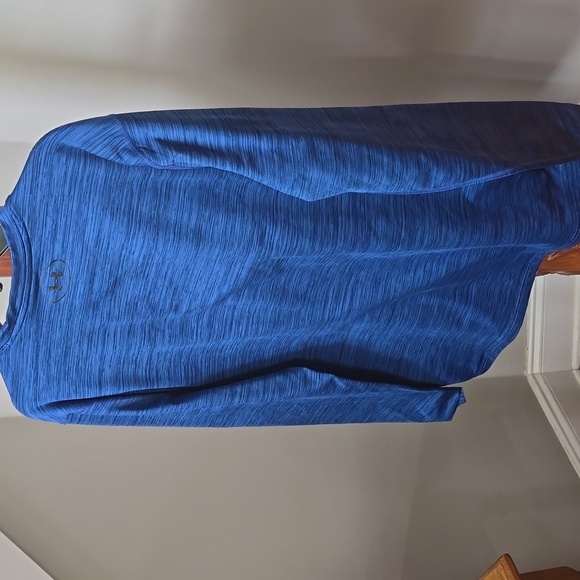 Under Armour Cold Gear long sleeve shirt - Picture 3 of 4